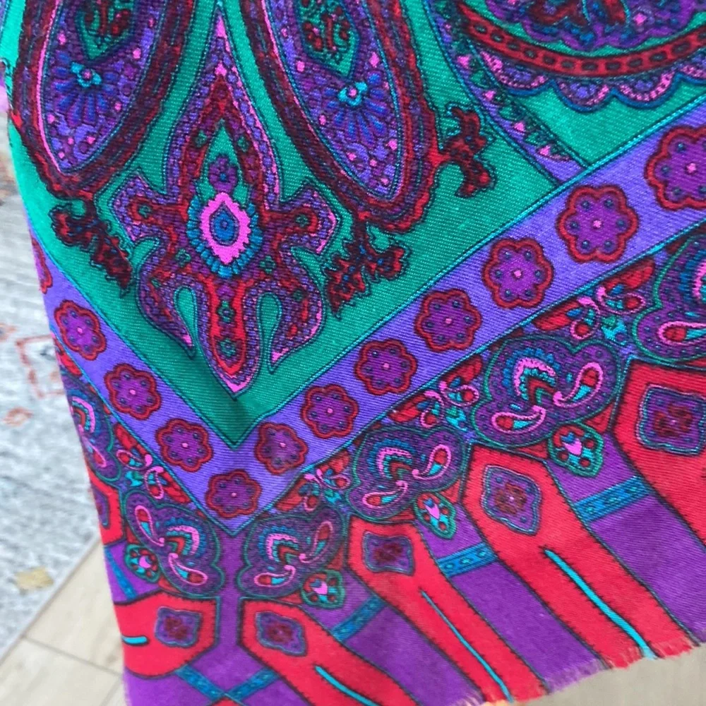 Scarf - Picture 4 of 6